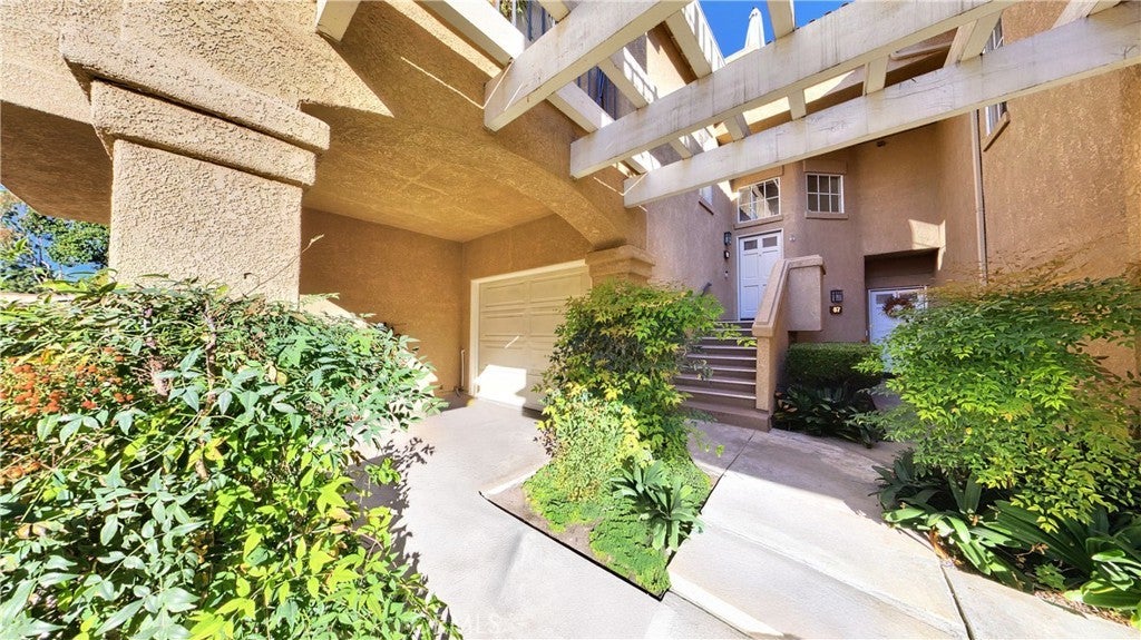 8215 White Oak # 66, Orange