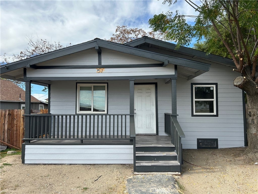 Photo of Listing #IV25251794