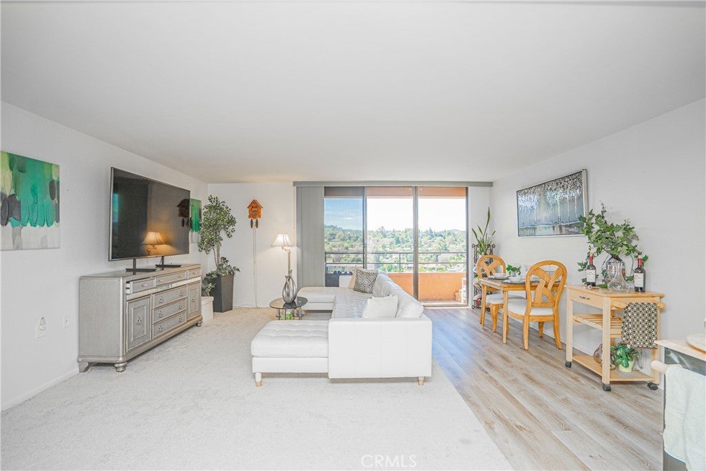 Photo of Listing #PW25251845