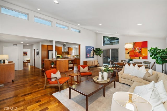 2377 Silver Ridge Avenue, Los Angeles