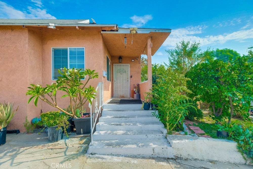 Photo of Listing #SR25251898