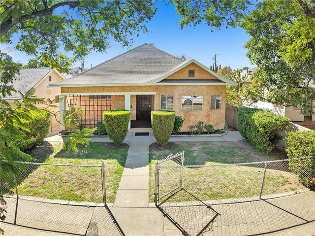 5830 Fayette, Los Angeles