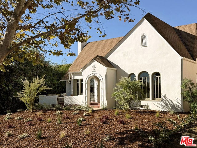 2229 Nella Vista Avenue, Los Angeles