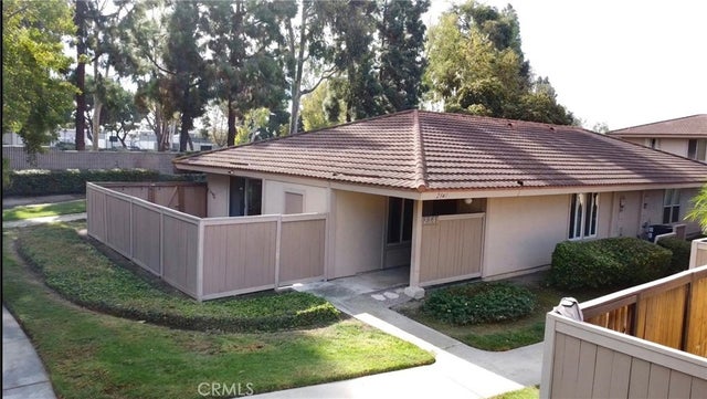2341 Medlar, Tustin