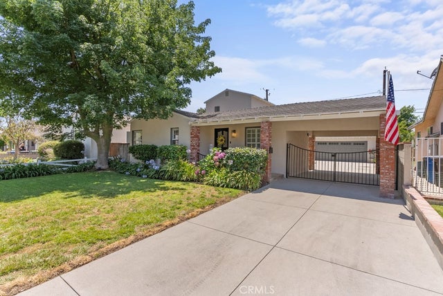 731 Beachwood Drive, Burbank