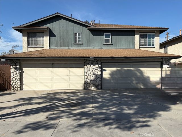 17 E Plymouth # B, Long Beach
