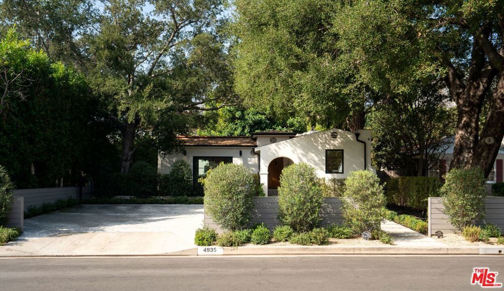 Photo of Listing #25608241