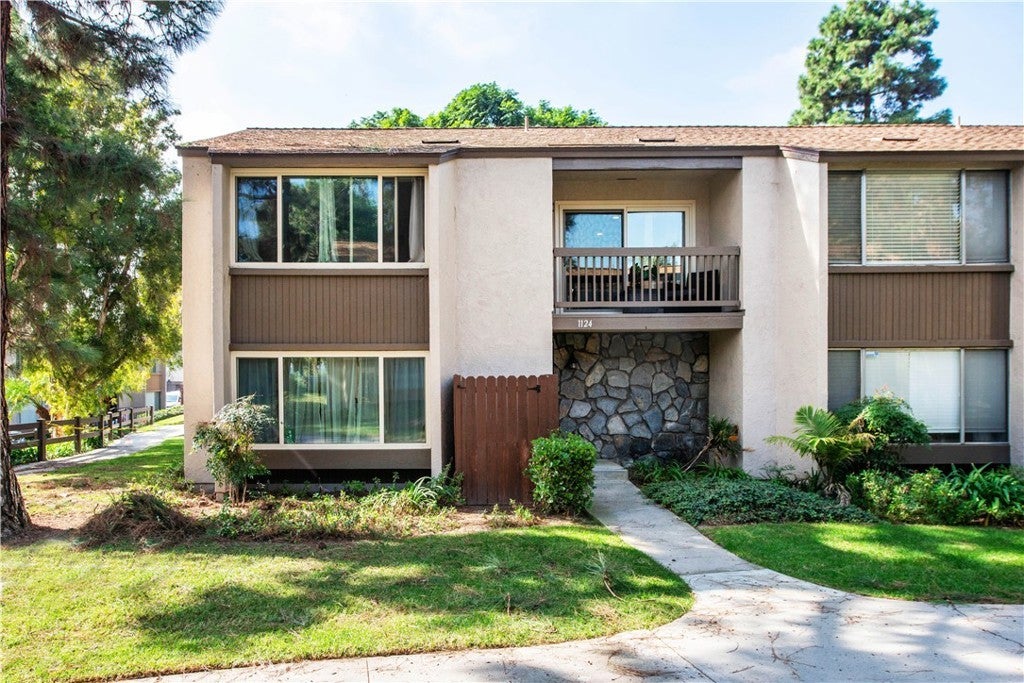 Photo of Listing #OC25251929