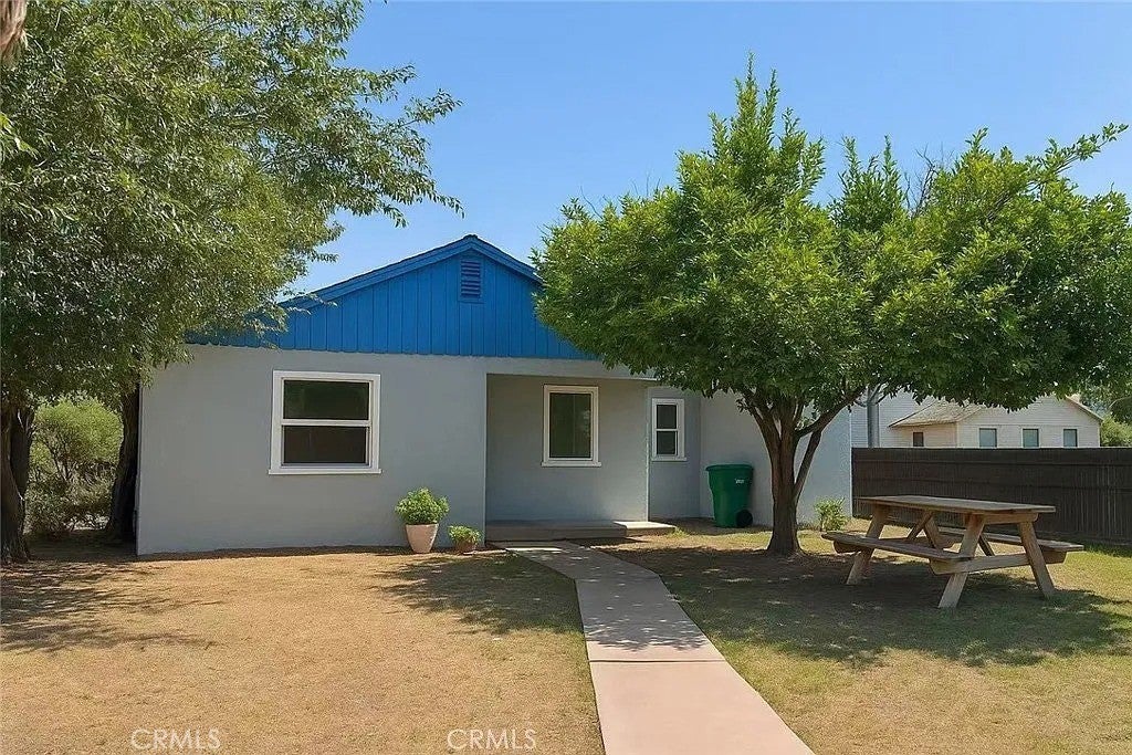 7523 Guthrie, San Bernardino