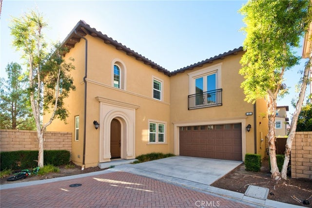 115 Mesa Verde Lane, Lake Forest