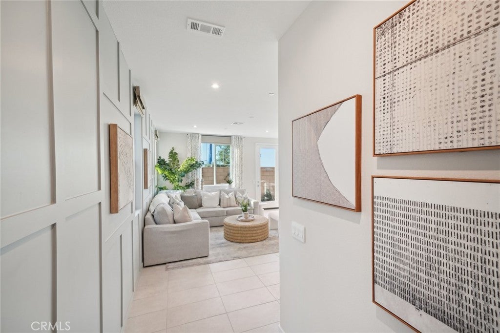 Photo of Listing #SW25252223