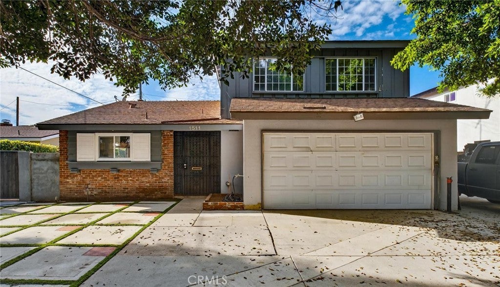 Photo of Listing #SB25252320