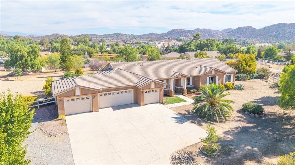 17920 Pony Butte Court, Perris