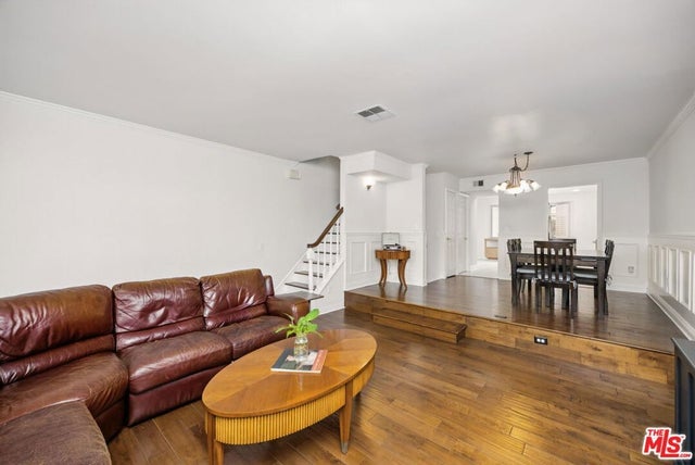 10229 Variel Avenue # 2, Chatsworth