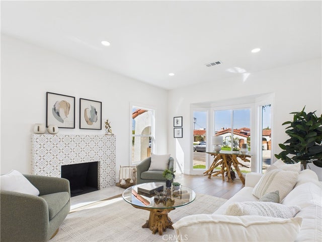 3116 W 78th Place, Los Angeles