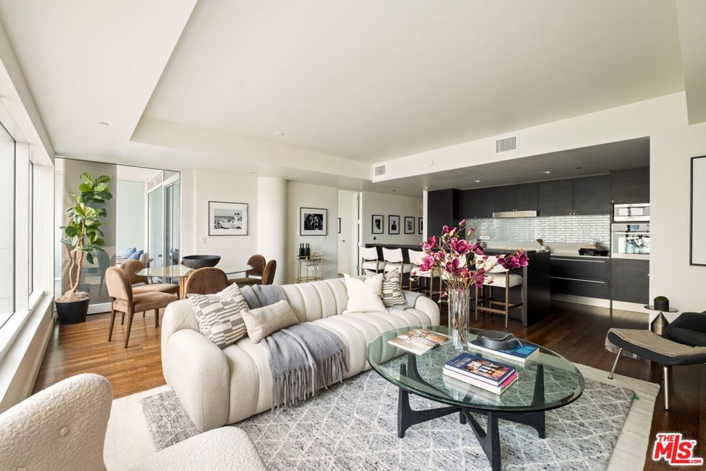 Photo of Listing #25614089