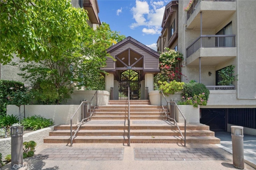 236 Louise Street # 303, Glendale