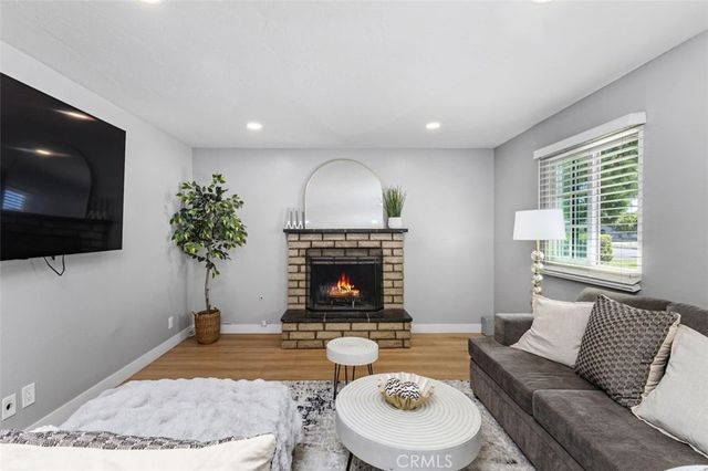 123 E Wilson, Orange