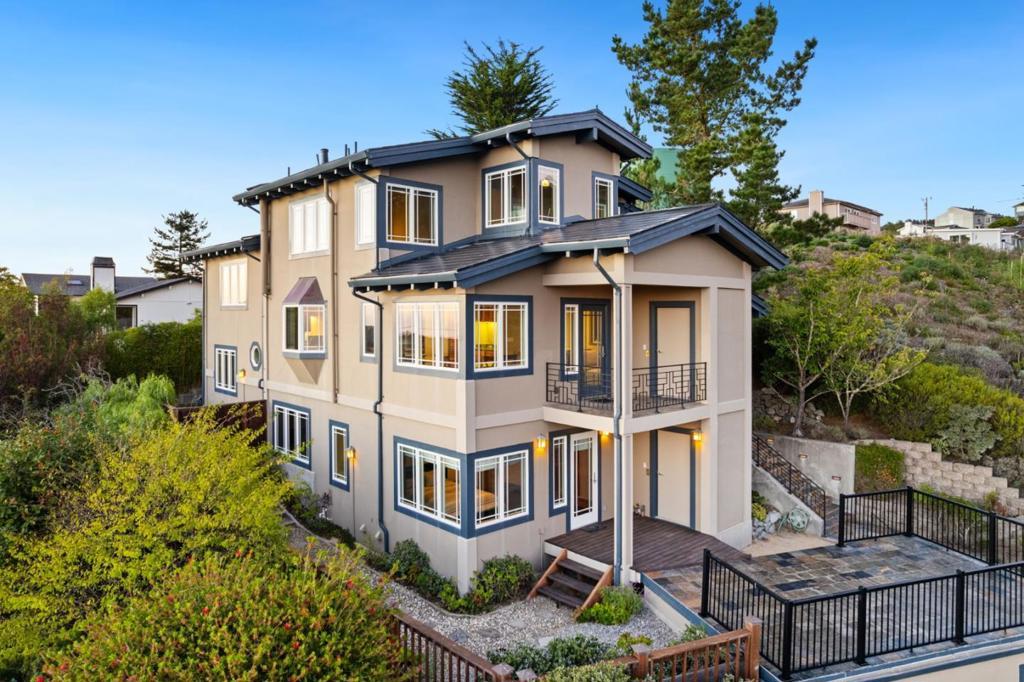 Photo of Listing #ML82026601