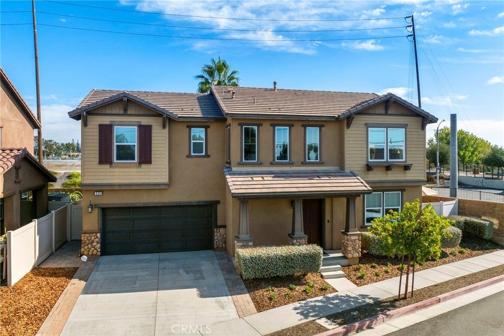 636 Lakeshore Drive, Anaheim