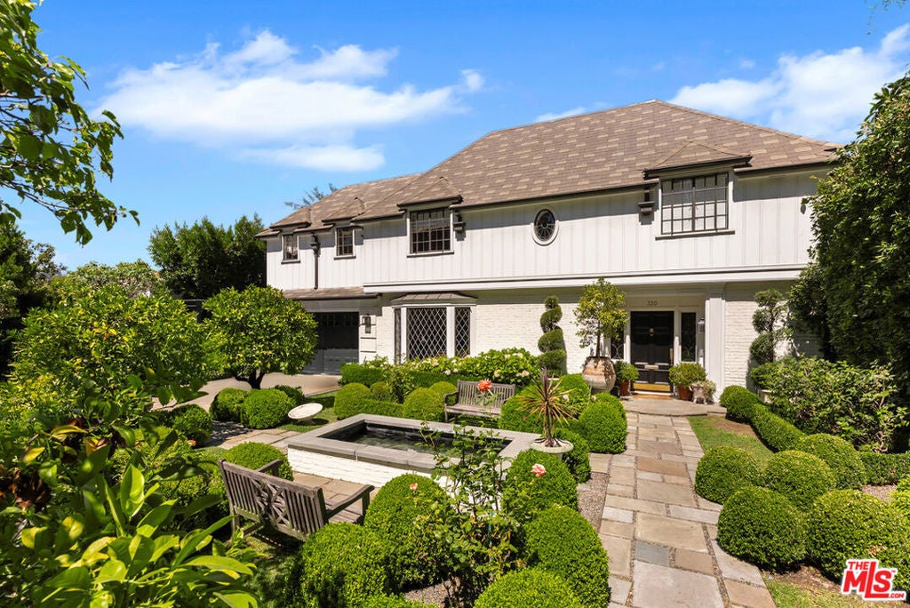 Photo of Listing #25613695