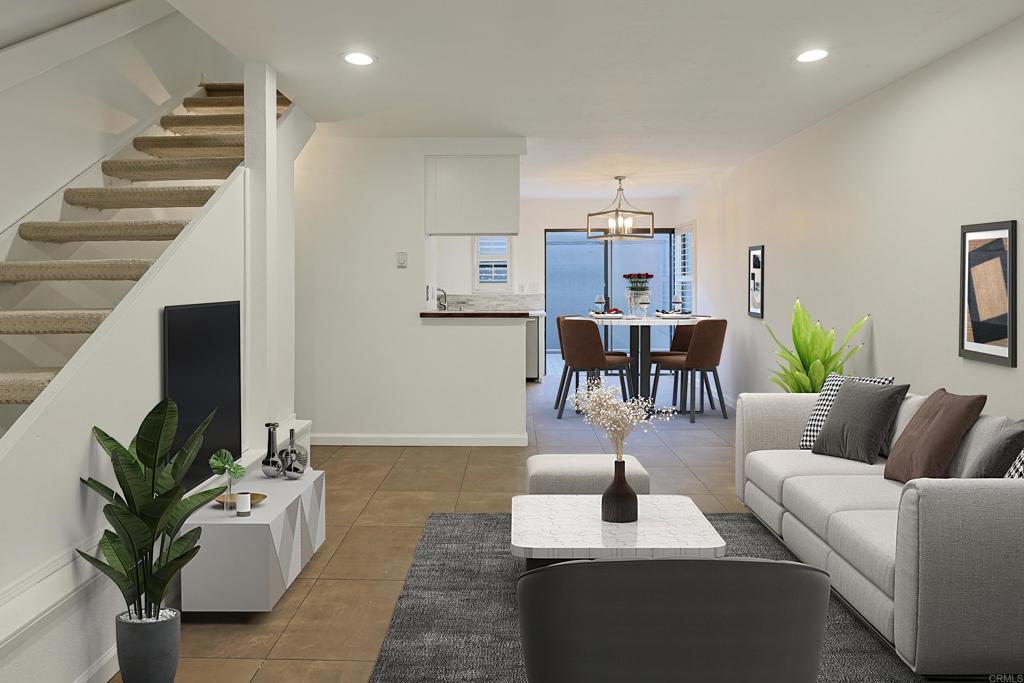 Photo of Listing #PTP2508309