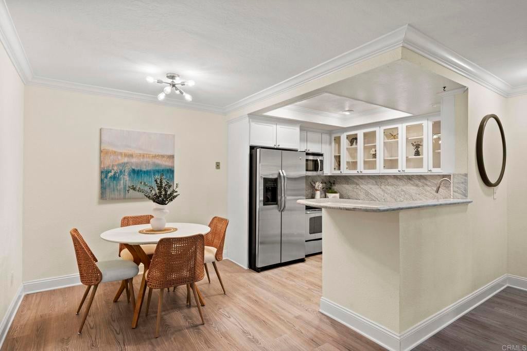 Photo of Listing #PTP2508310