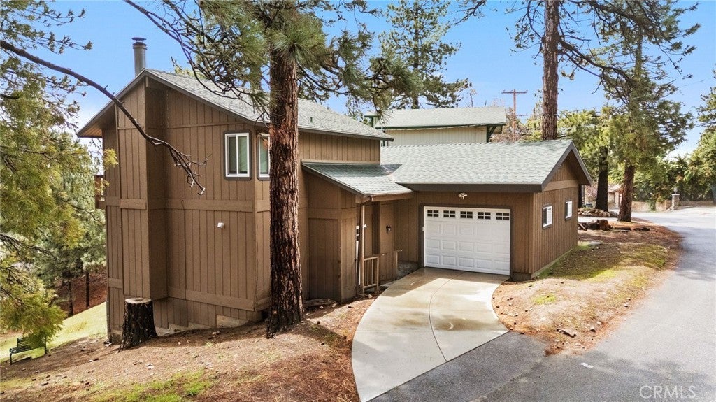 Listing photo for 1803 Nob Hill, Running Springs, CA, Cabin home for sale