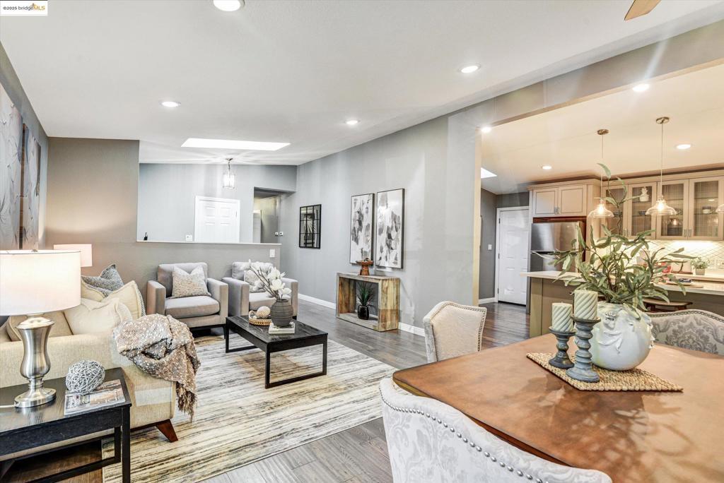 Photo of Listing #41116622