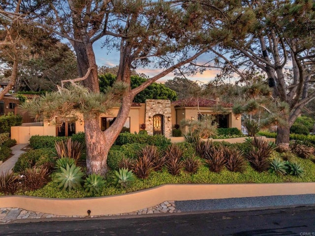 271 Ocean View Avenue, Del Mar.