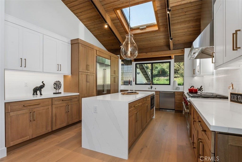 Photo of Listing #OC25252542