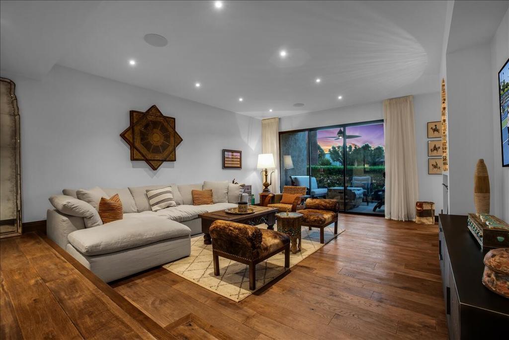 355 Avenida Caballeros # #16, Palm Springs