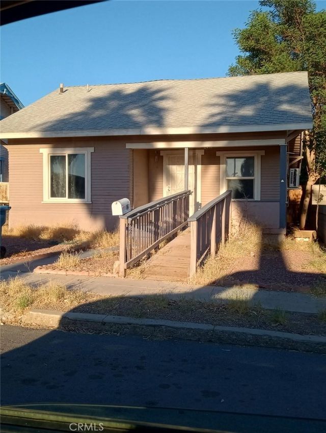 222 C Street, Needles