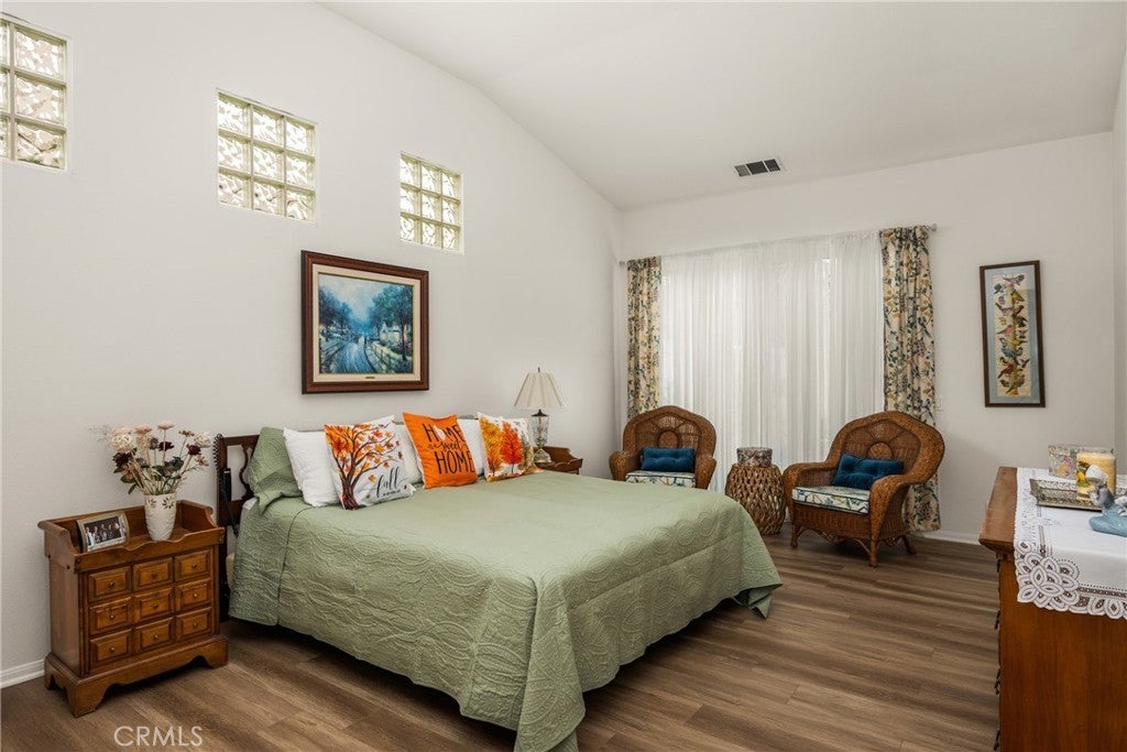 Photo of Listing #PW25253496