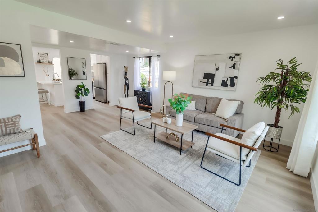 Photo of Listing #250043299SD