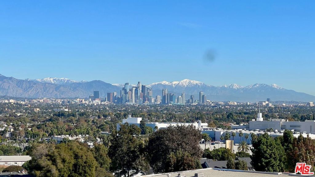 Photo of Listing #25615047