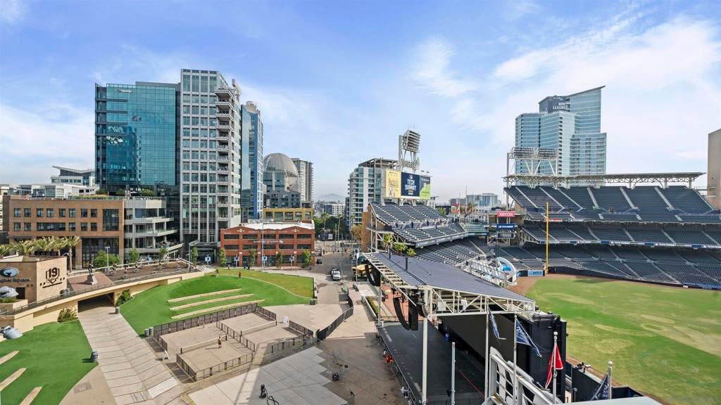 Photo of Listing #250043315SD