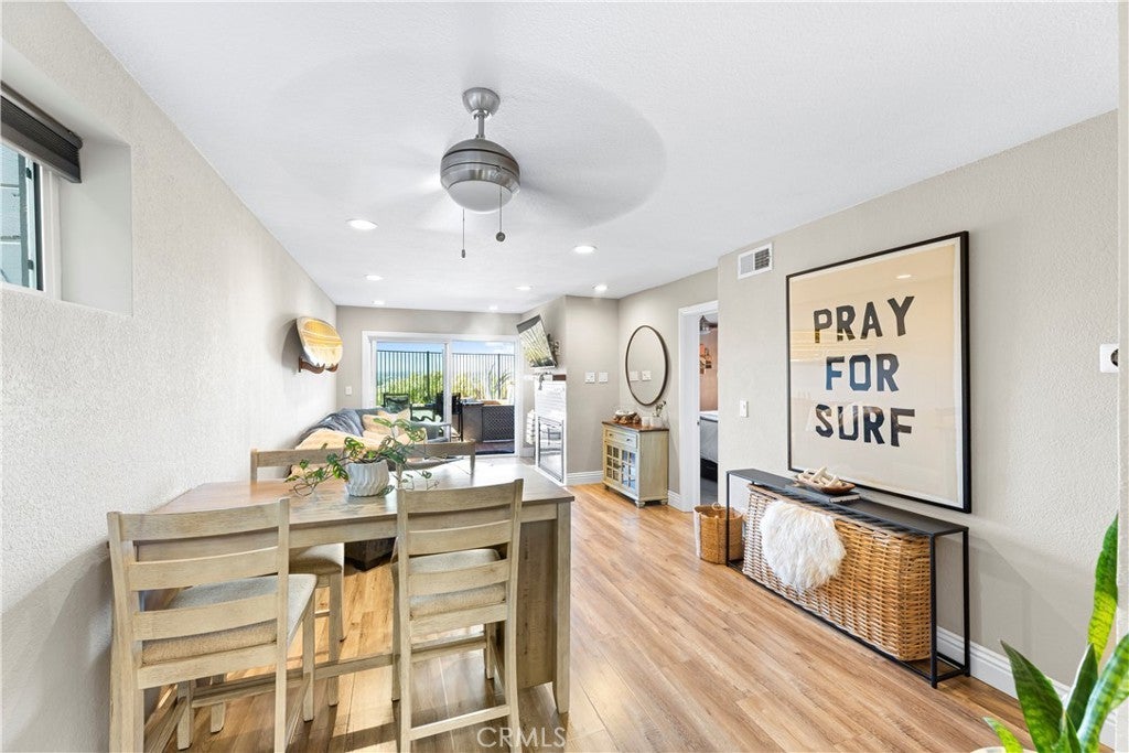 Photo of Listing #OC25254077