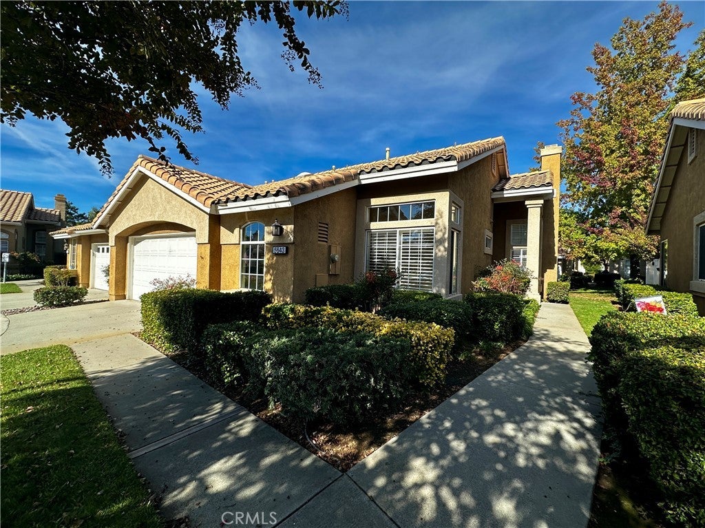 5643 Trevino, Banning