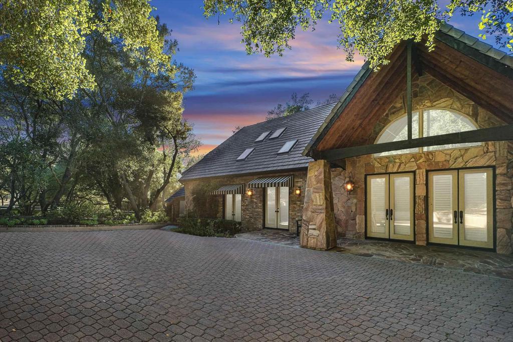 Photo of Listing #250043320SD