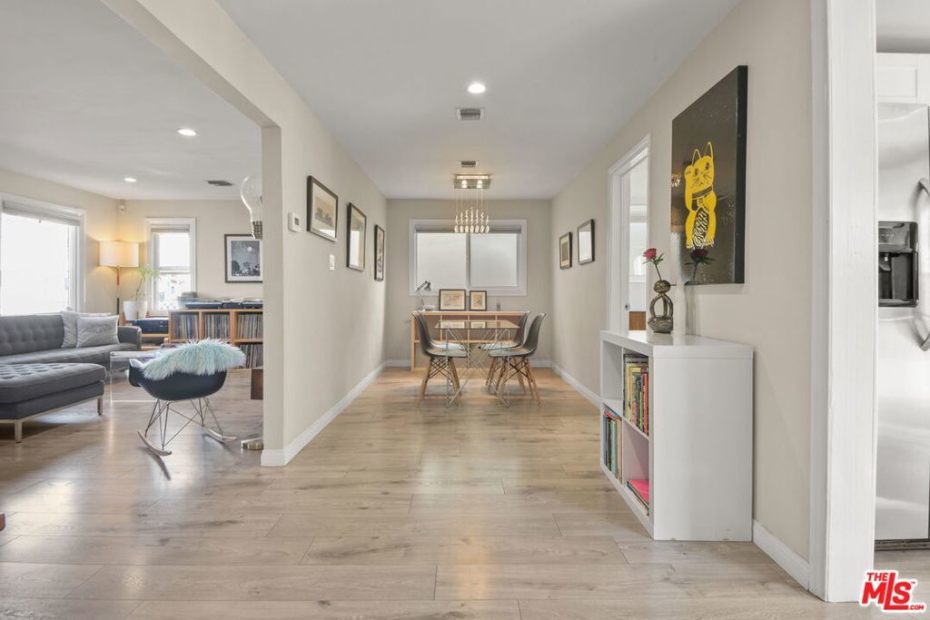 Photo of Listing #25610517