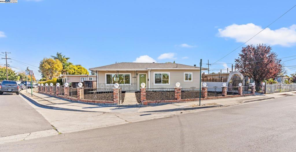 Photo of Listing #41116732