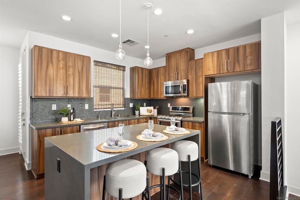 Photo of Listing #250043355SD