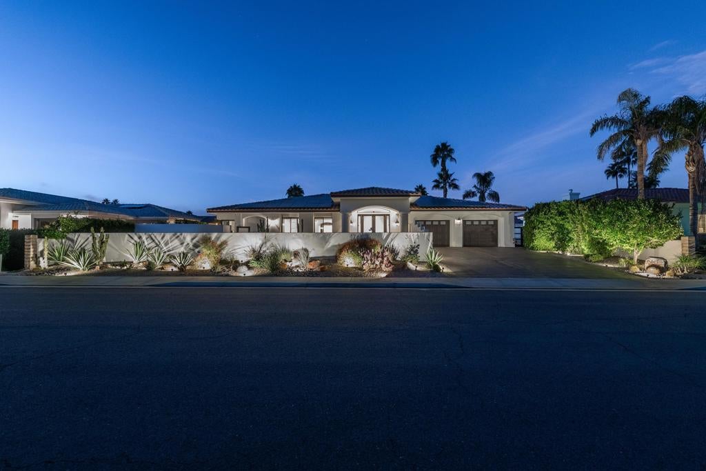 3692 Escoba Drive, Palm Springs