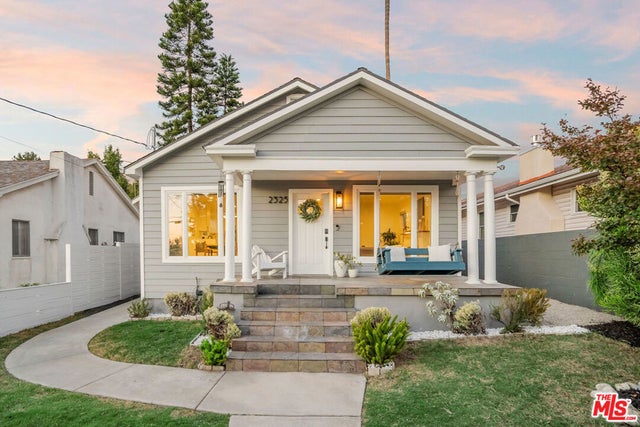 2325 Berkeley Avenue, Los Angeles