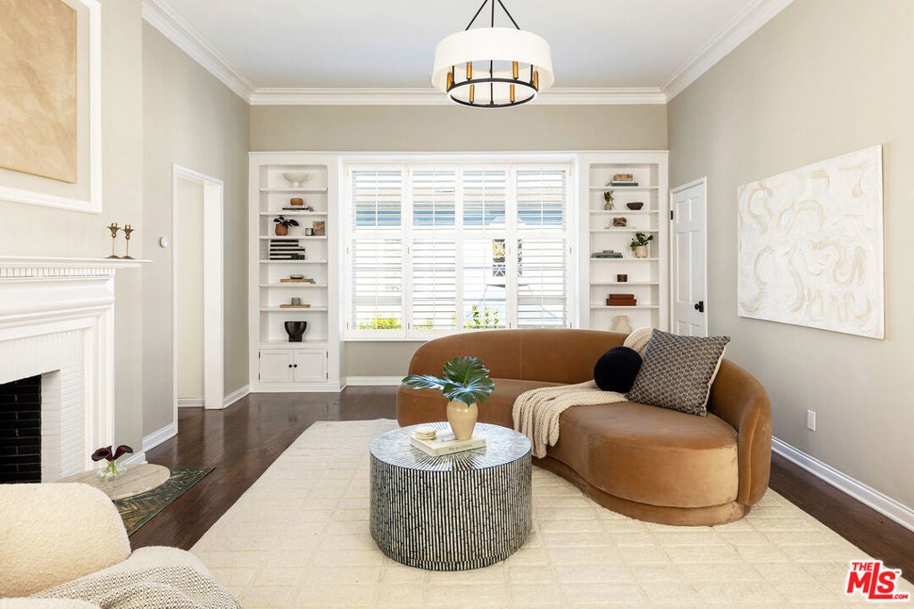 Photo of Listing #25615189