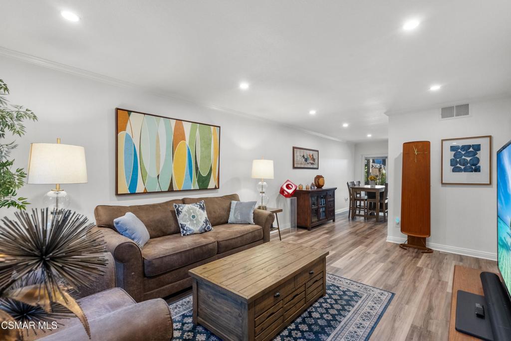 Photo of Listing #225005480