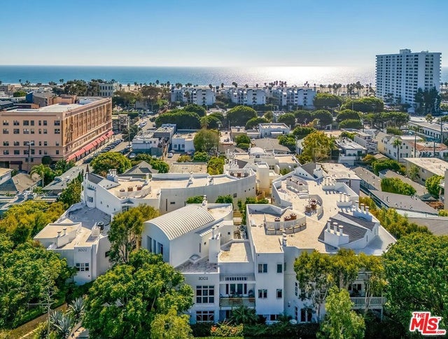 3002 3rd Street # 203, Santa Monica