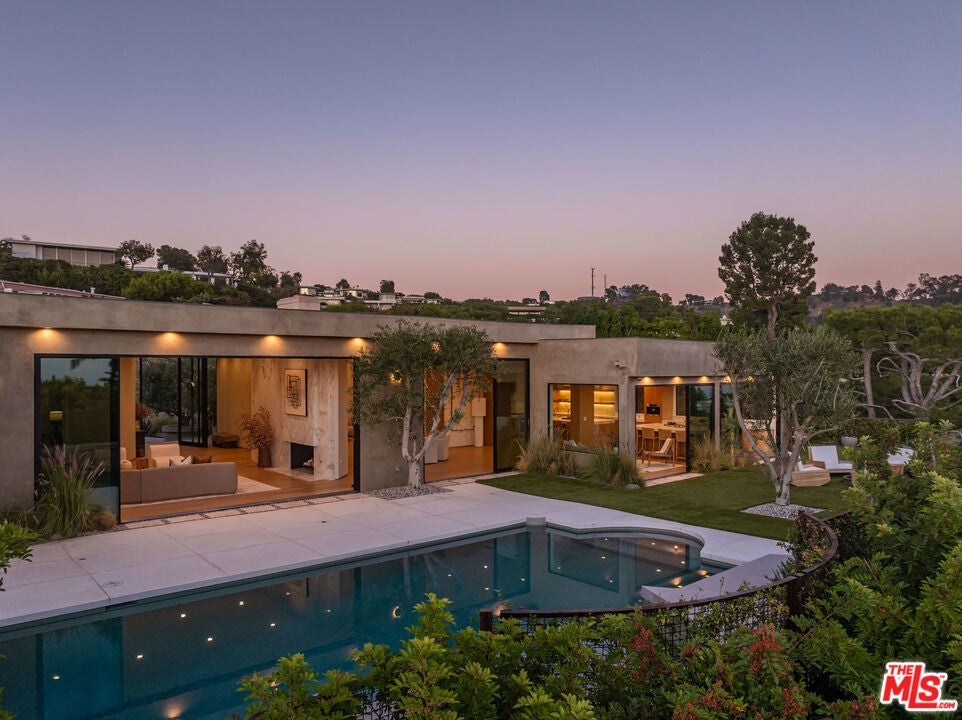 Photo of Listing #25614983