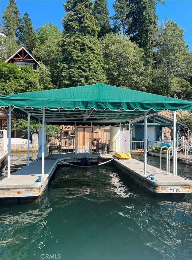 390 S390, Lake Arrowhead